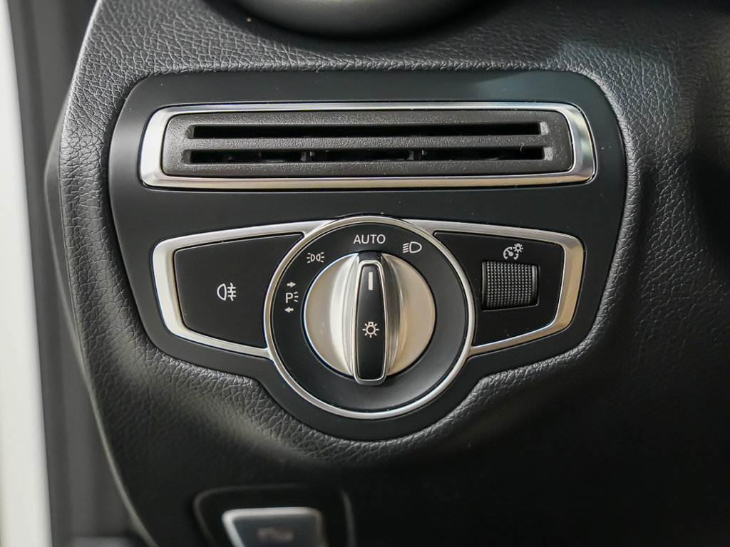 Used 2019 Mercedes-Benz C 300 4MATIC Coupe image 22