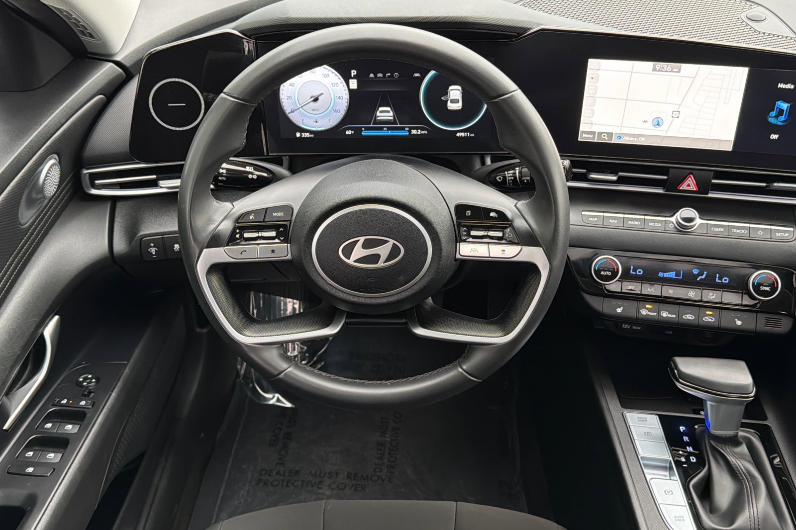 Used 2025 Hyundai Elantra SEL image 13