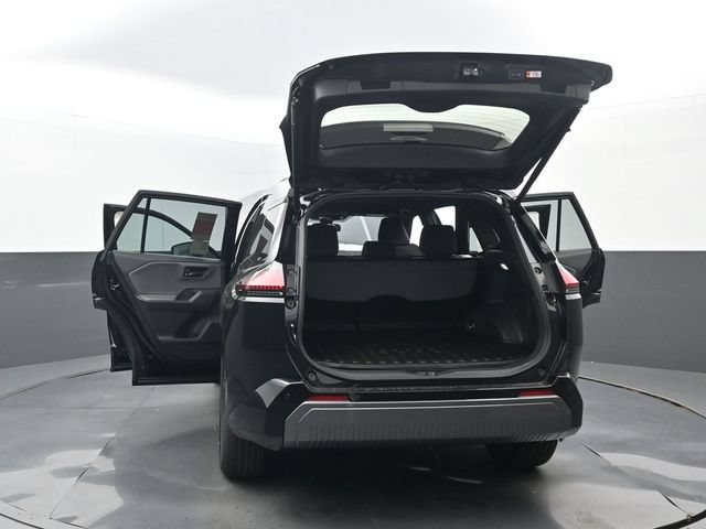 New 2026 Toyota RAV4 SE w/ Convenience Package AWD/4WD image 34