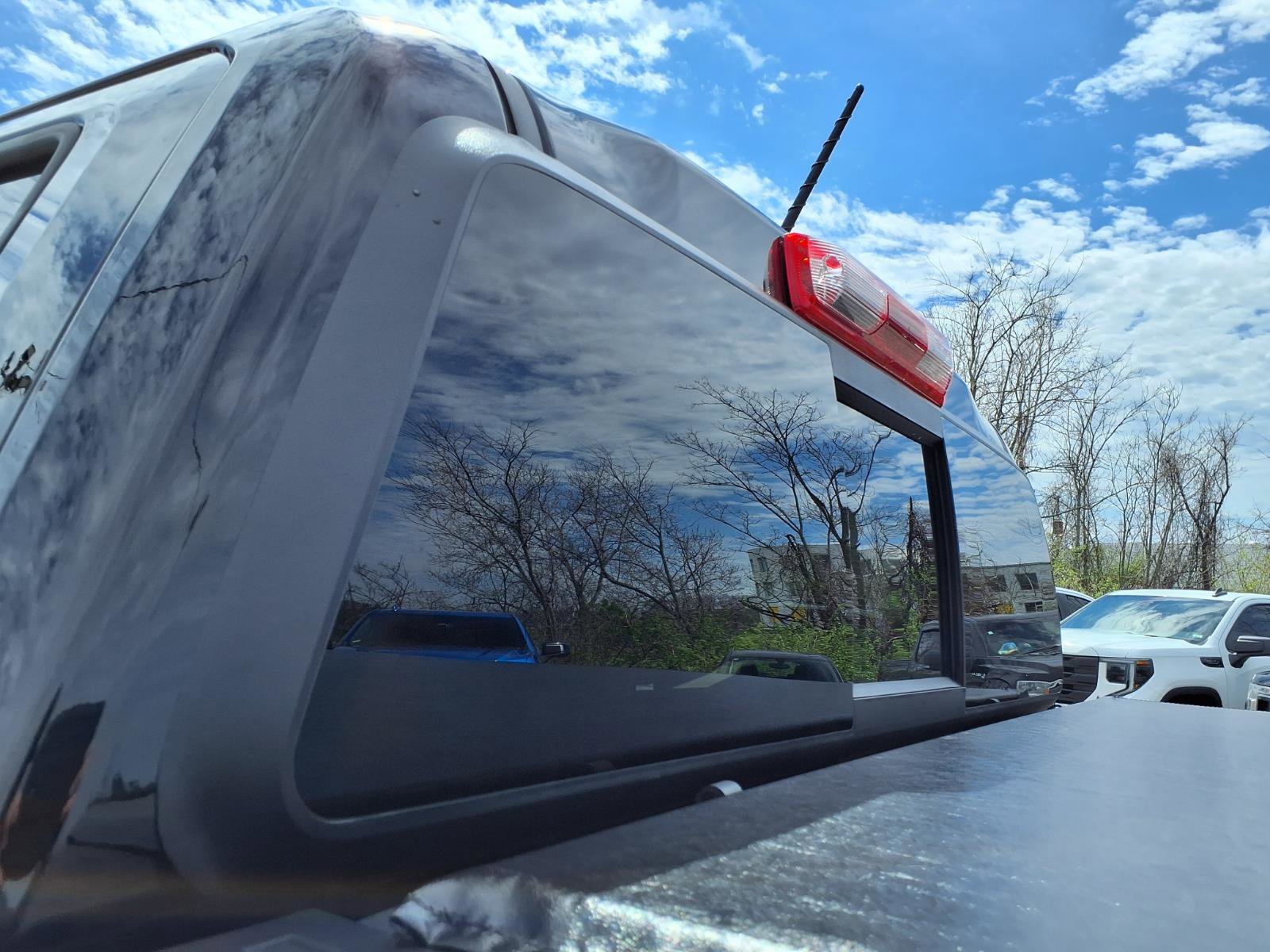 Used 2024 GMC Canyon AT4X image 35