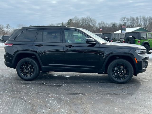 New 2026 Jeep Grand Cherokee Altitude image 44