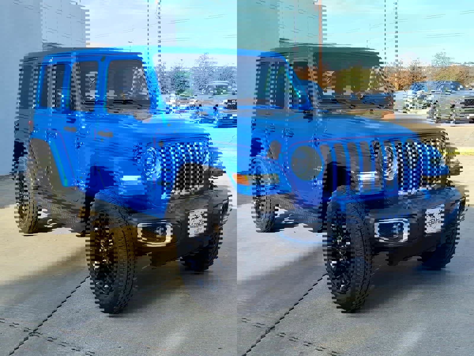 Used 2023 Jeep Wrangler Sahara w/ Cold Weather Group image 26