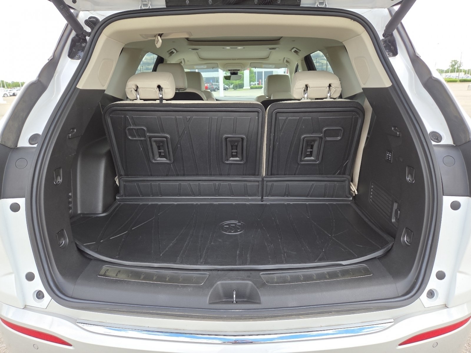 Used 2023 Buick Enclave Premium w/ Experience Buick Package AWD/4WD image 21