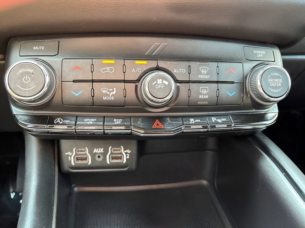 Used 2023 Dodge Durango SXT Launch Edition AWD/4WD image 21