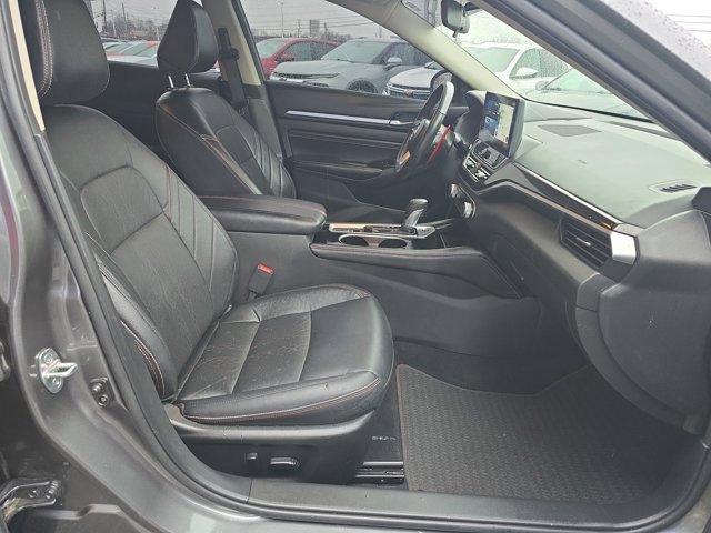 Used 2023 Nissan Altima 2.5 SR w/ SR Premium Package image 21