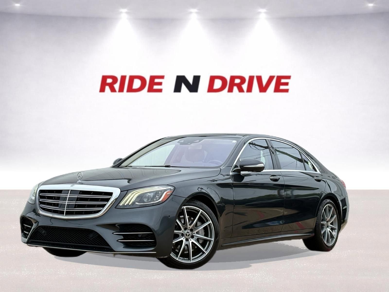 Used 2019 Mercedes-Benz S 560 Sedan image 1