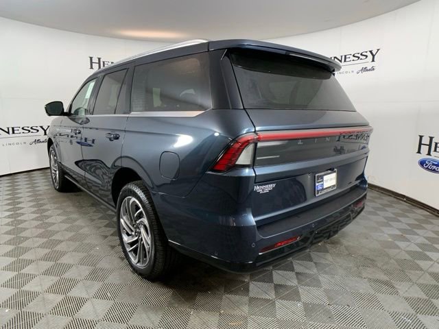 New 2025 Lincoln Navigator Reserve image 5