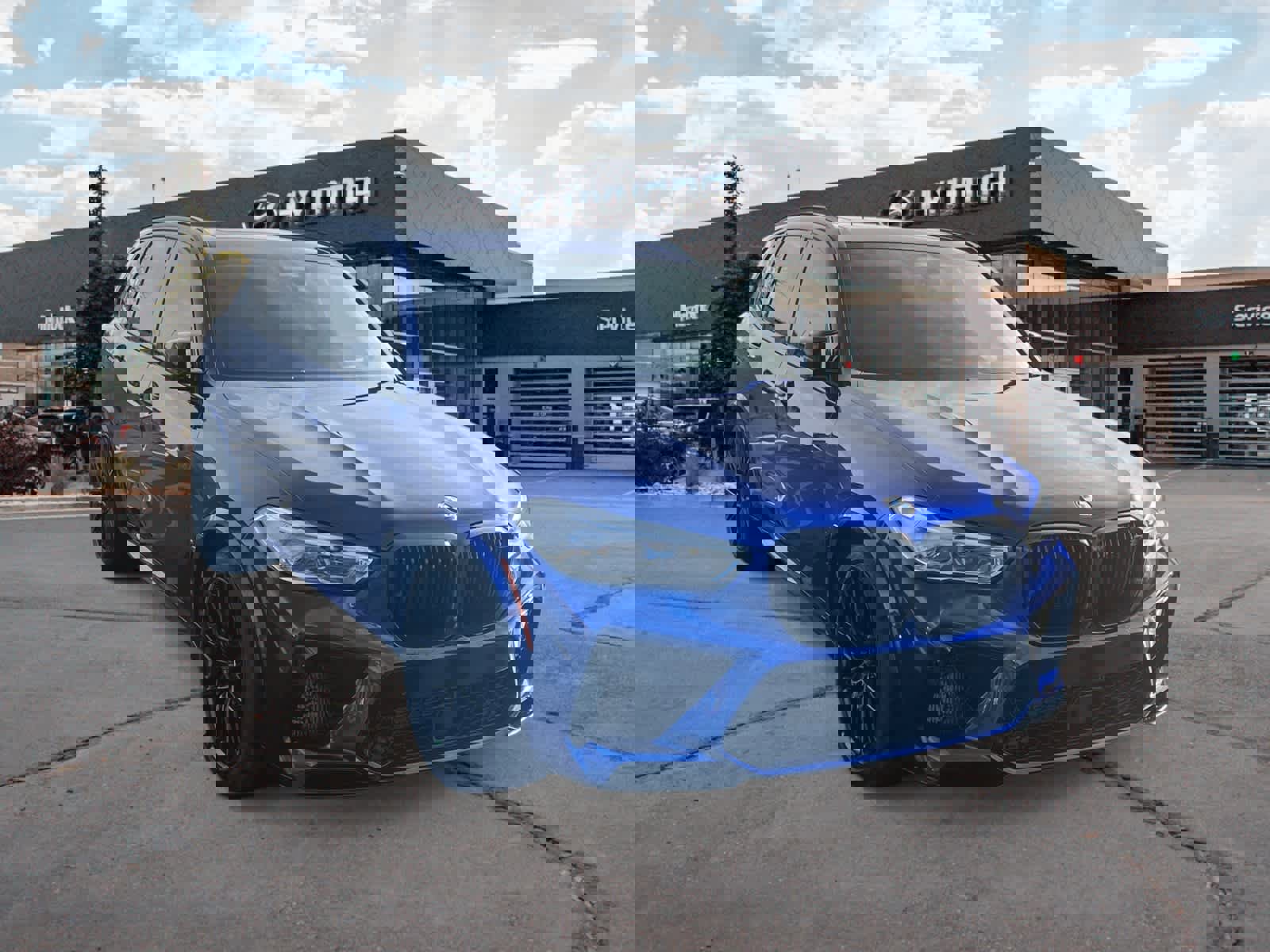 Used 2021 BMW X5 M w/ Competition Package image 7