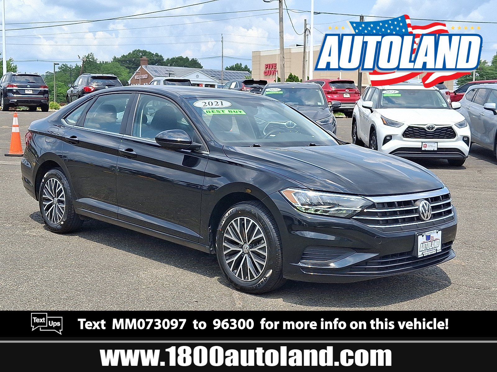 Used 2021 Volkswagen Jetta SE w/ SE Cold Weather Package FWD image 1