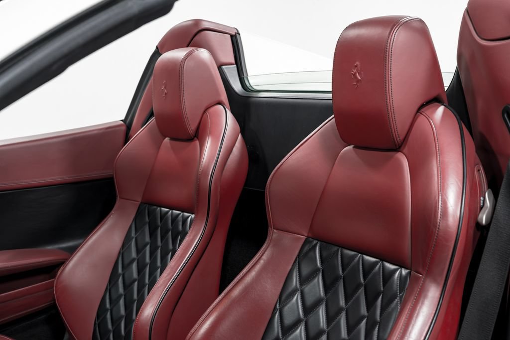 Used 2014 Ferrari 458 Spider RWD image 16
