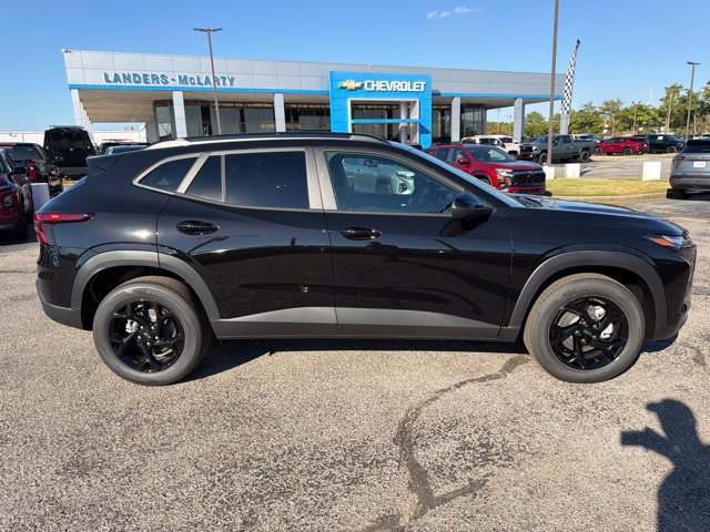 New 2026 Chevrolet Trax LT w/ Sunroof Package FWD image 38