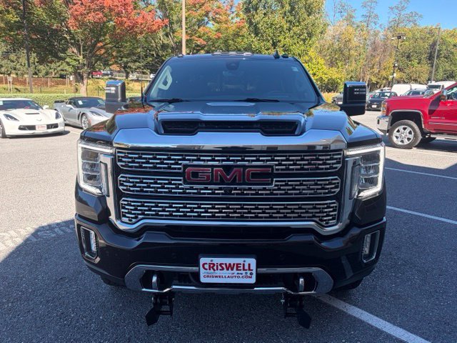Used 2022 GMC Sierra 3500 Denali w/ Denali Black Diamond Edition AWD/4WD image 9