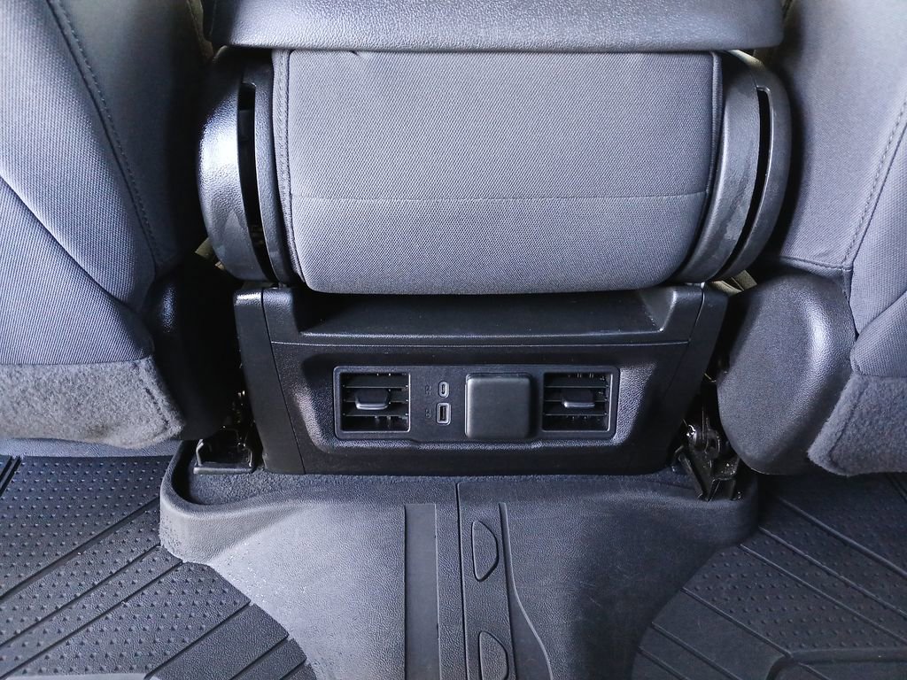 Certified 2022 Chevrolet Silverado 1500 LT w/ Texas Edition Plus image 22