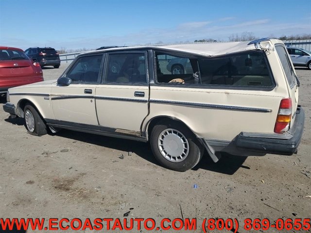 Used 1989 Volvo 240 DL image 2