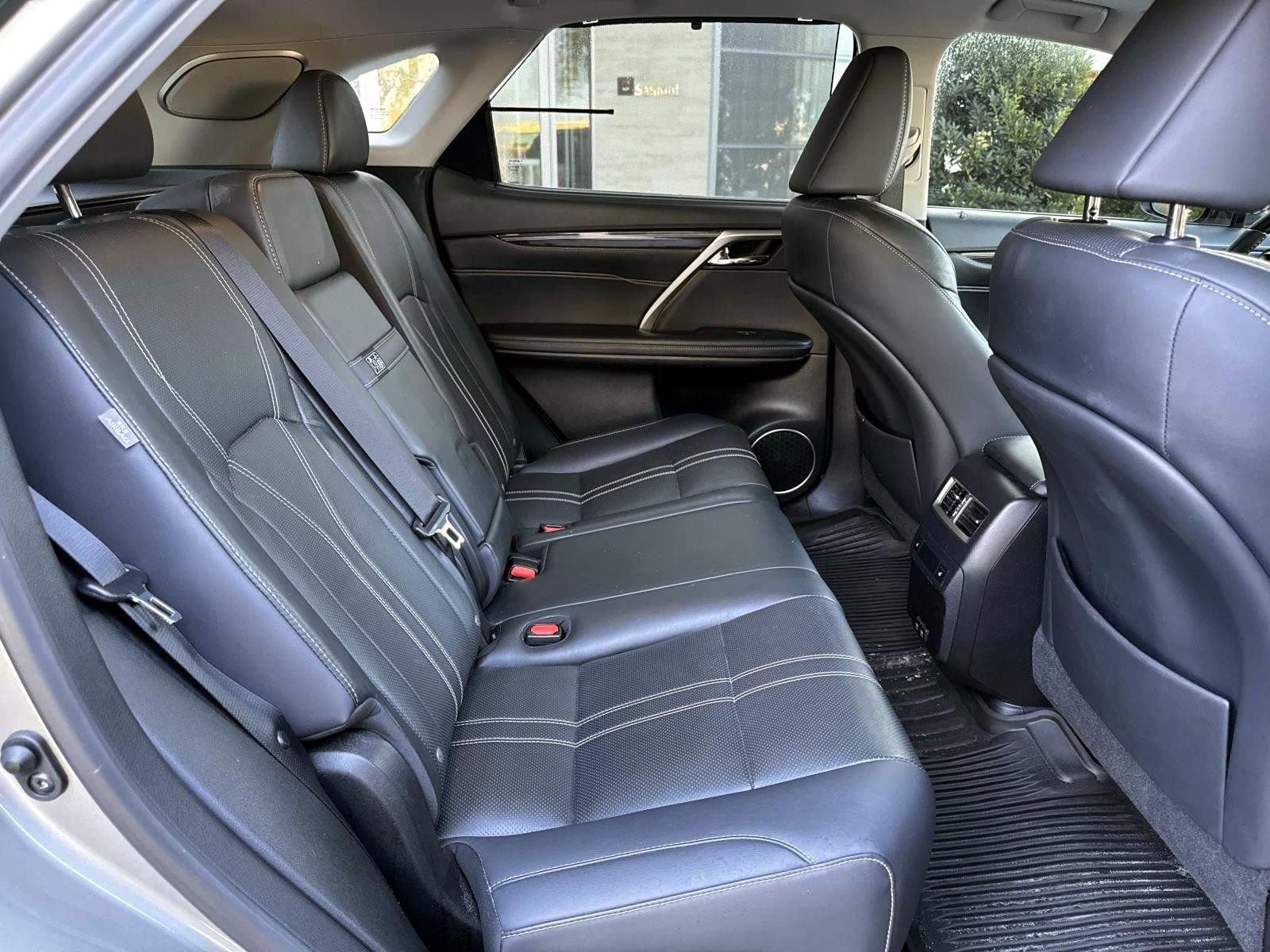 Used 2021 Lexus RX 350 AWD w/ Luxury Package image 18