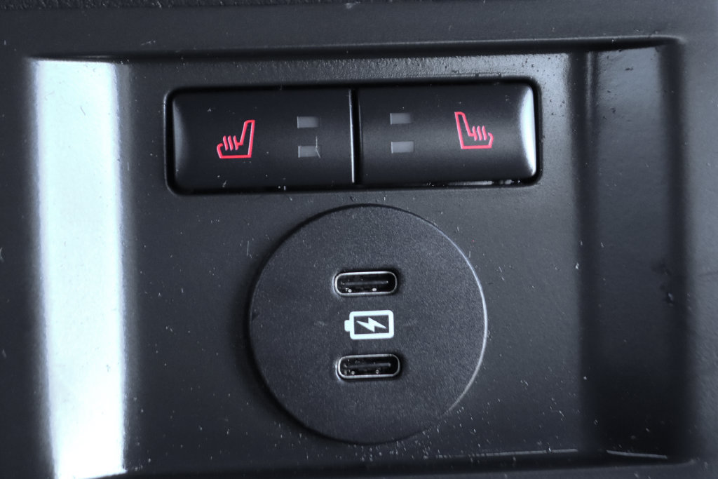 Used 2025 Ford F150 Lightning Lariat AWD/4WD image 37