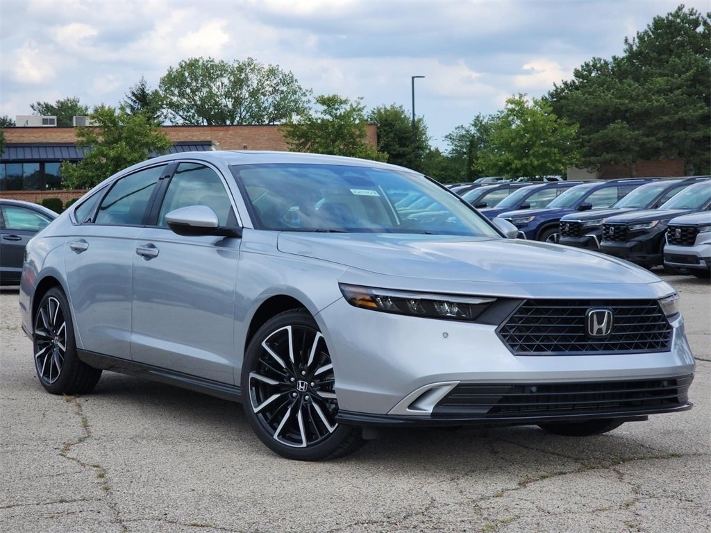 New 2025 Honda Accord Touring image 2