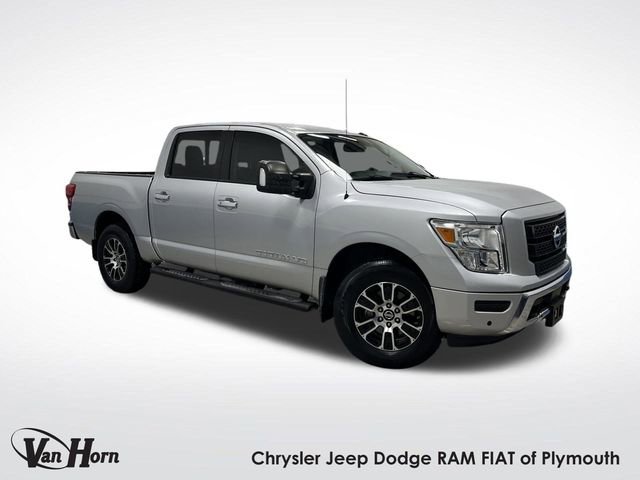 Used 2020 Nissan Titan SV w/ SV Convenience Package image 1