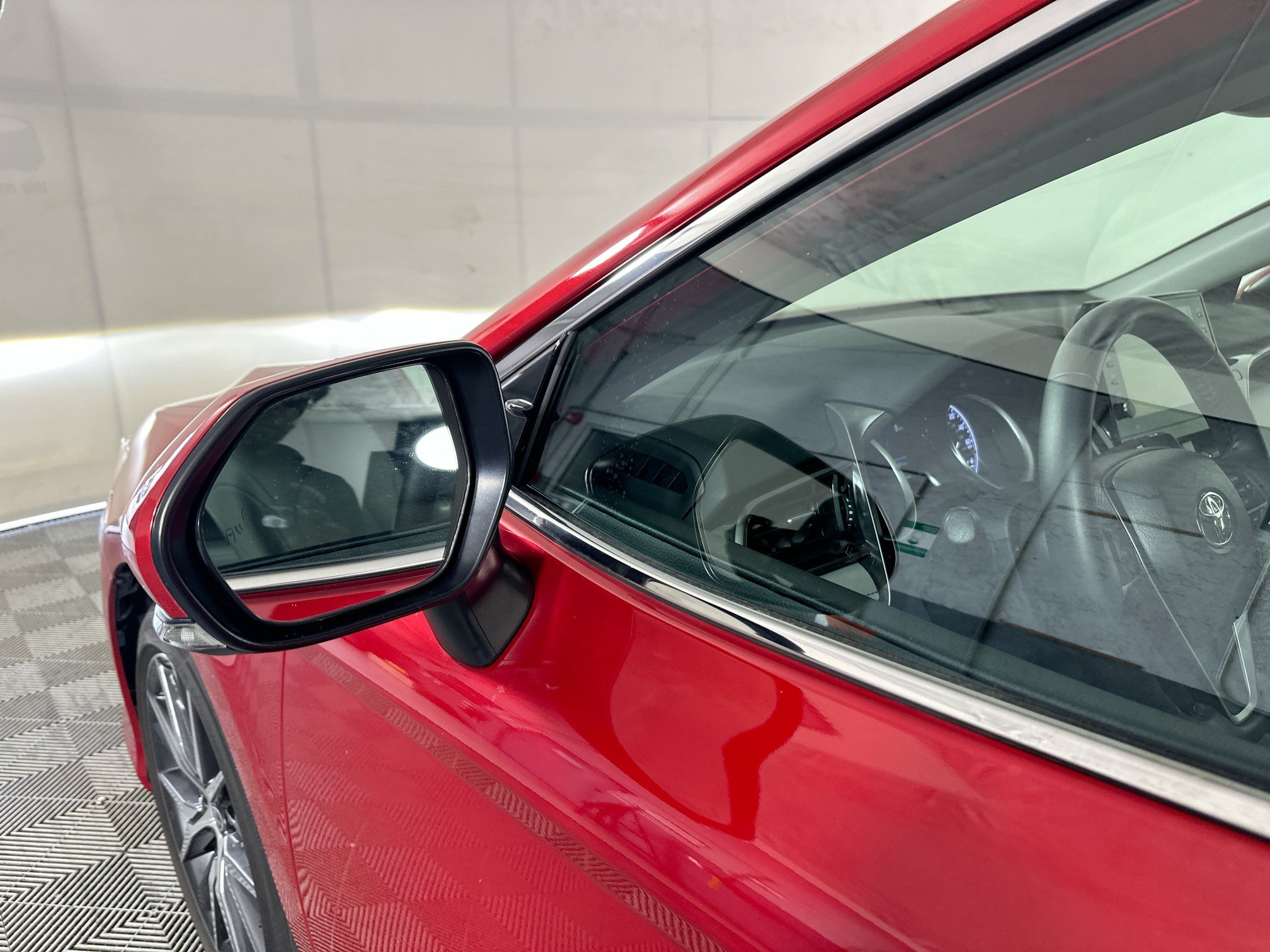 Used 2023 Toyota Camry XLE FWD image 10