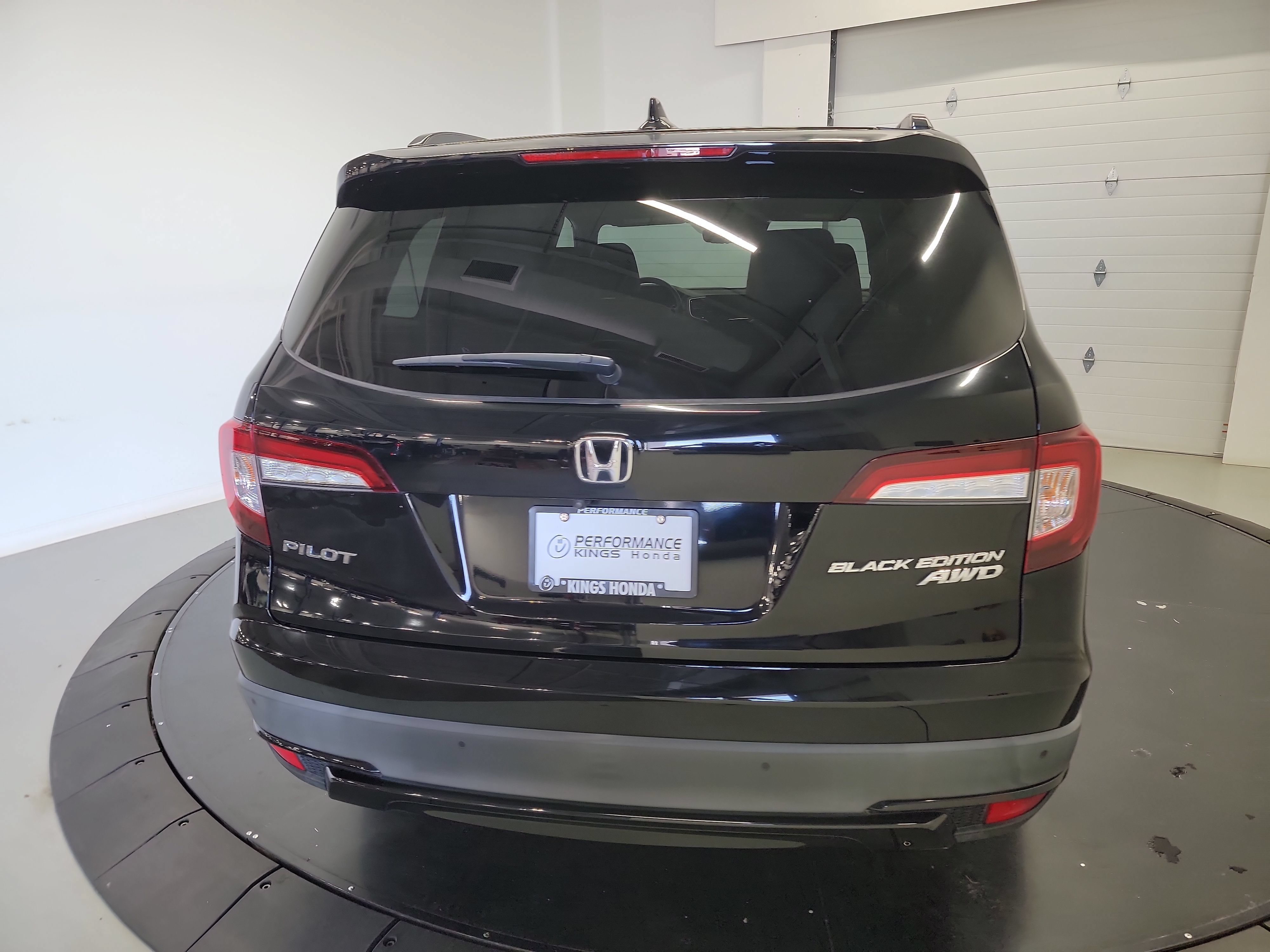 Used 2021 Honda Pilot Black Edition image 8
