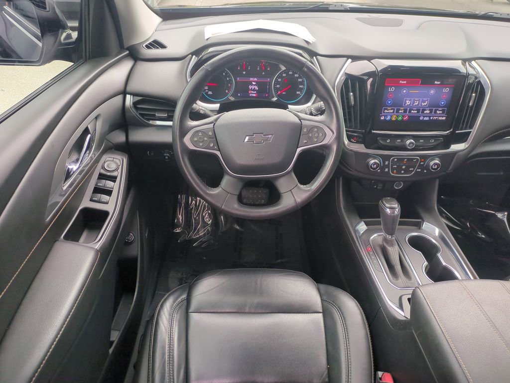 Used 2020 Chevrolet Traverse RS image 18