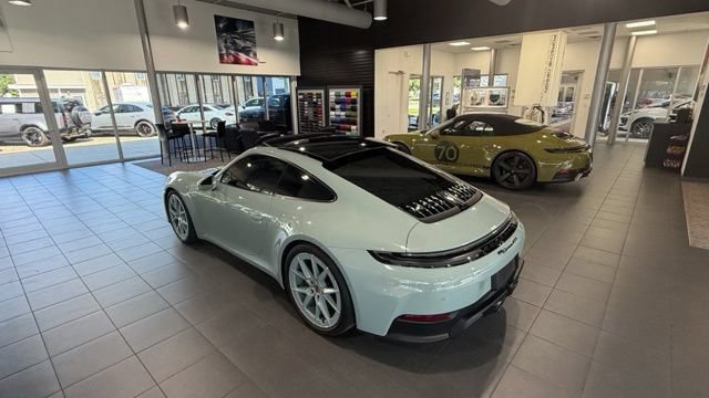 Used 2026 Porsche 911 Carrera GTS RWD image 9