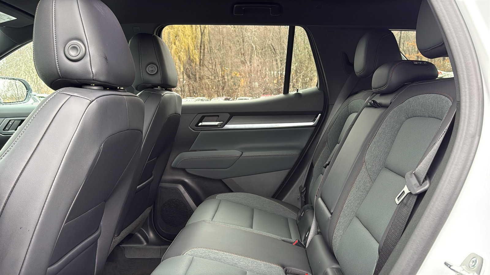 Used 2026 GMC Terrain AT4 w/ Technology Package II image 27