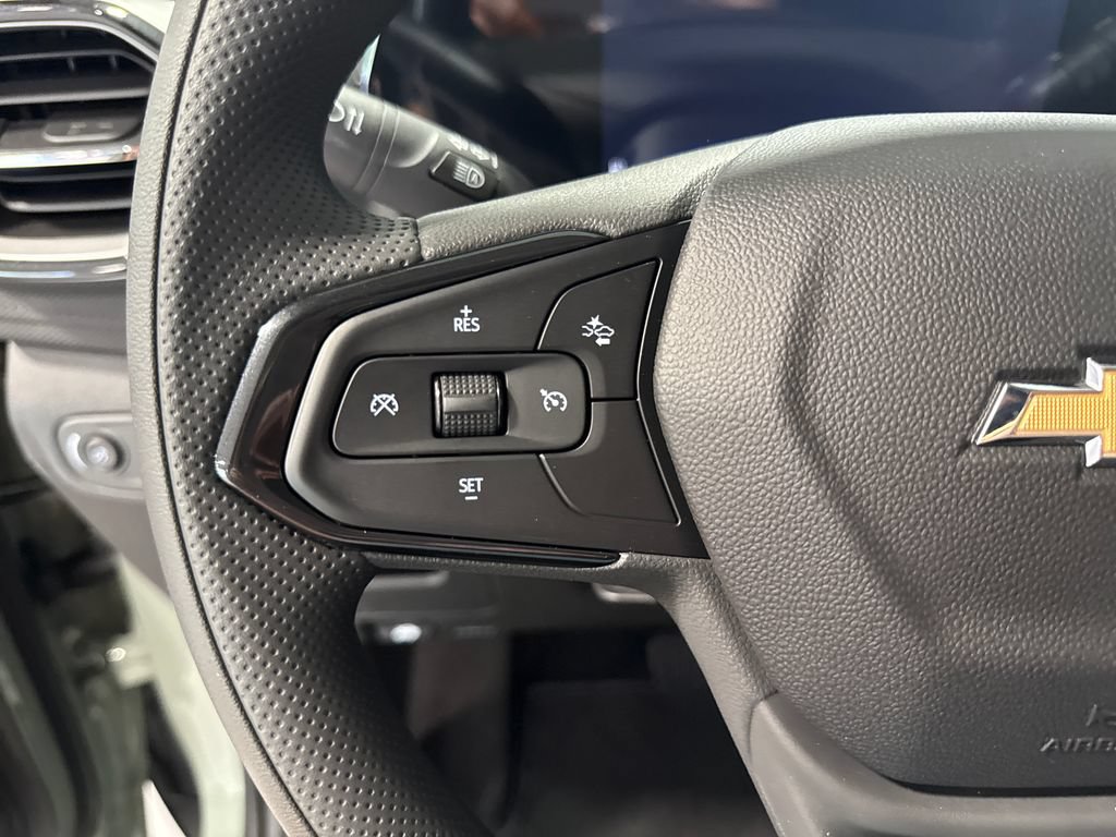 New 2026 Chevrolet TrailBlazer LS w/ LS Convenience Package AWD/4WD image 3