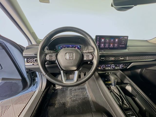 Used 2024 Honda Accord Touring image 14