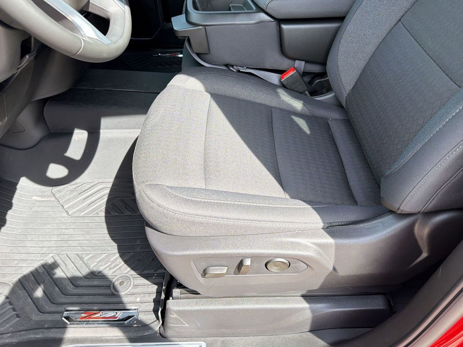 New 2026 Chevrolet Silverado 1500 LT w/ Z71 Off-Road Package image 12