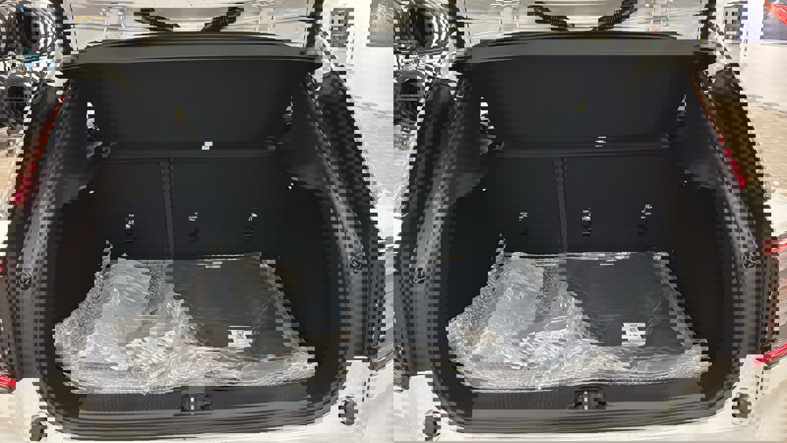 New 2026 Volvo EX30 Plus image 29