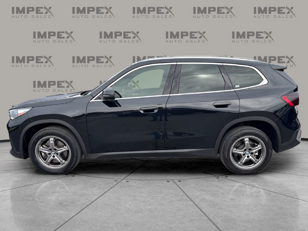 Used 2023 BMW X1 xDrive28i w/ Convenience Package AWD/4WD image 2