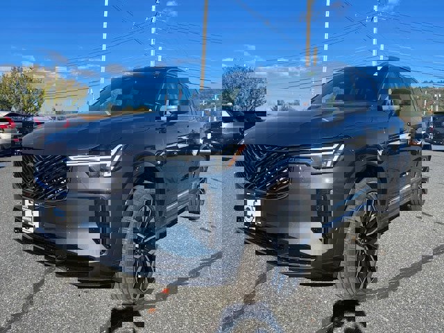 New 2026 Volvo XC90 B5 Plus image 1