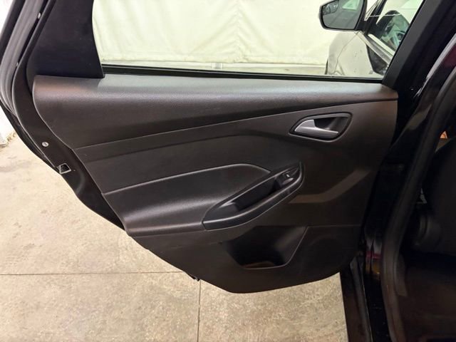Used 2016 Ford Focus SE image 18
