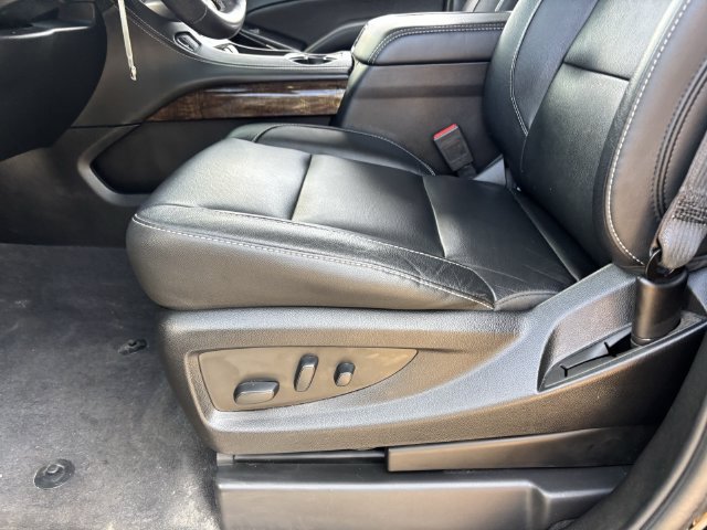 Used 2020 Chevrolet Tahoe LT w/ Off-Road Package AWD/4WD image 20