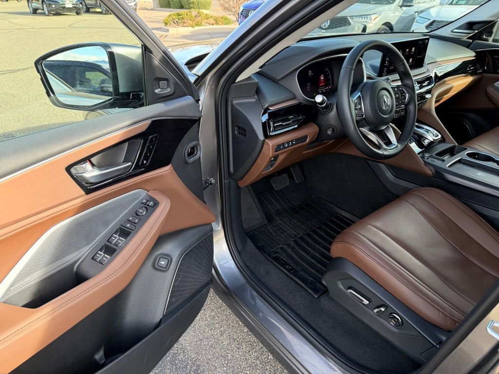 Certified 2025 Acura MDX w/ Technology Package image 14