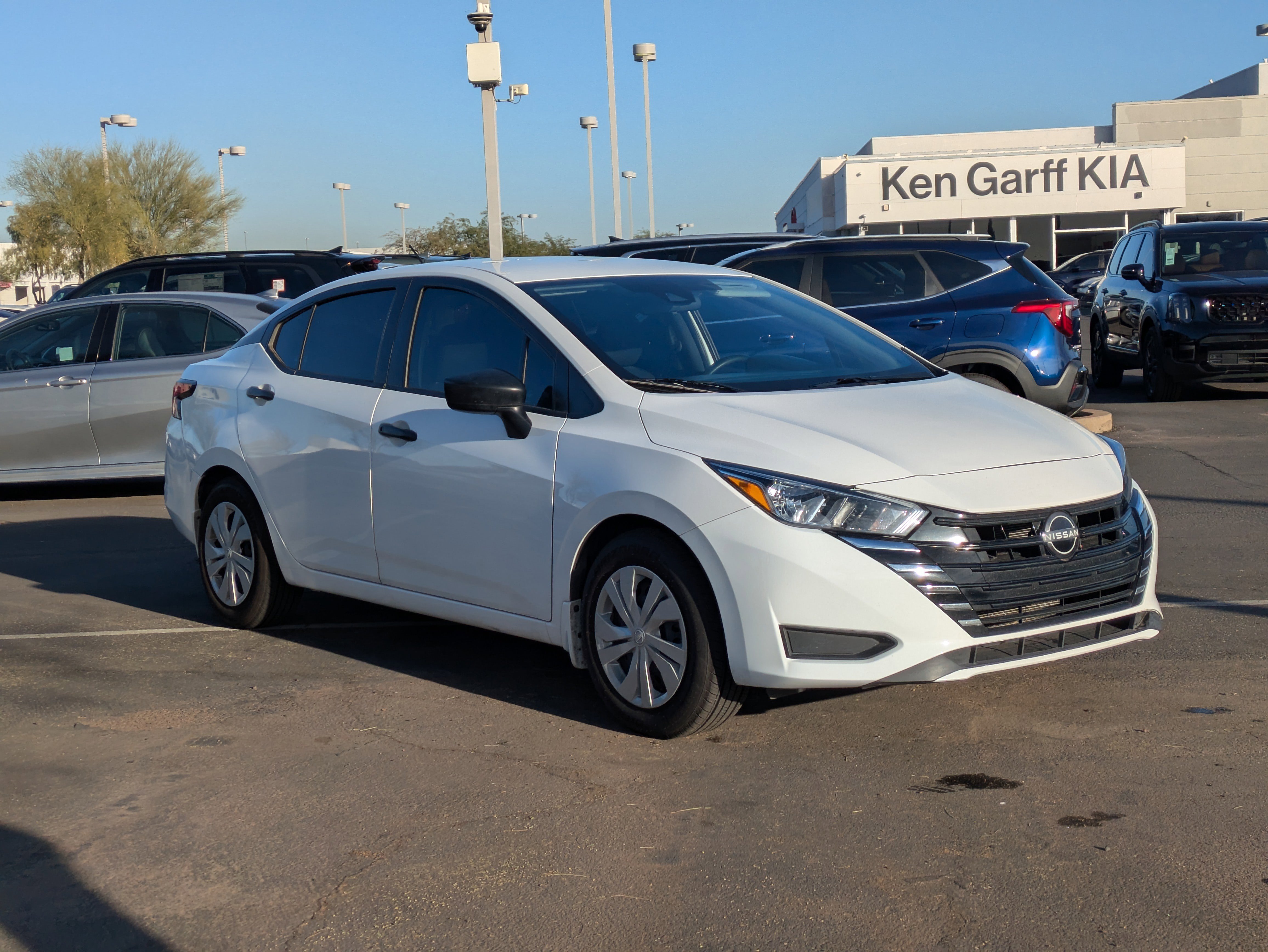 Used 2024 Nissan Versa S w/ Trunk Package image 7