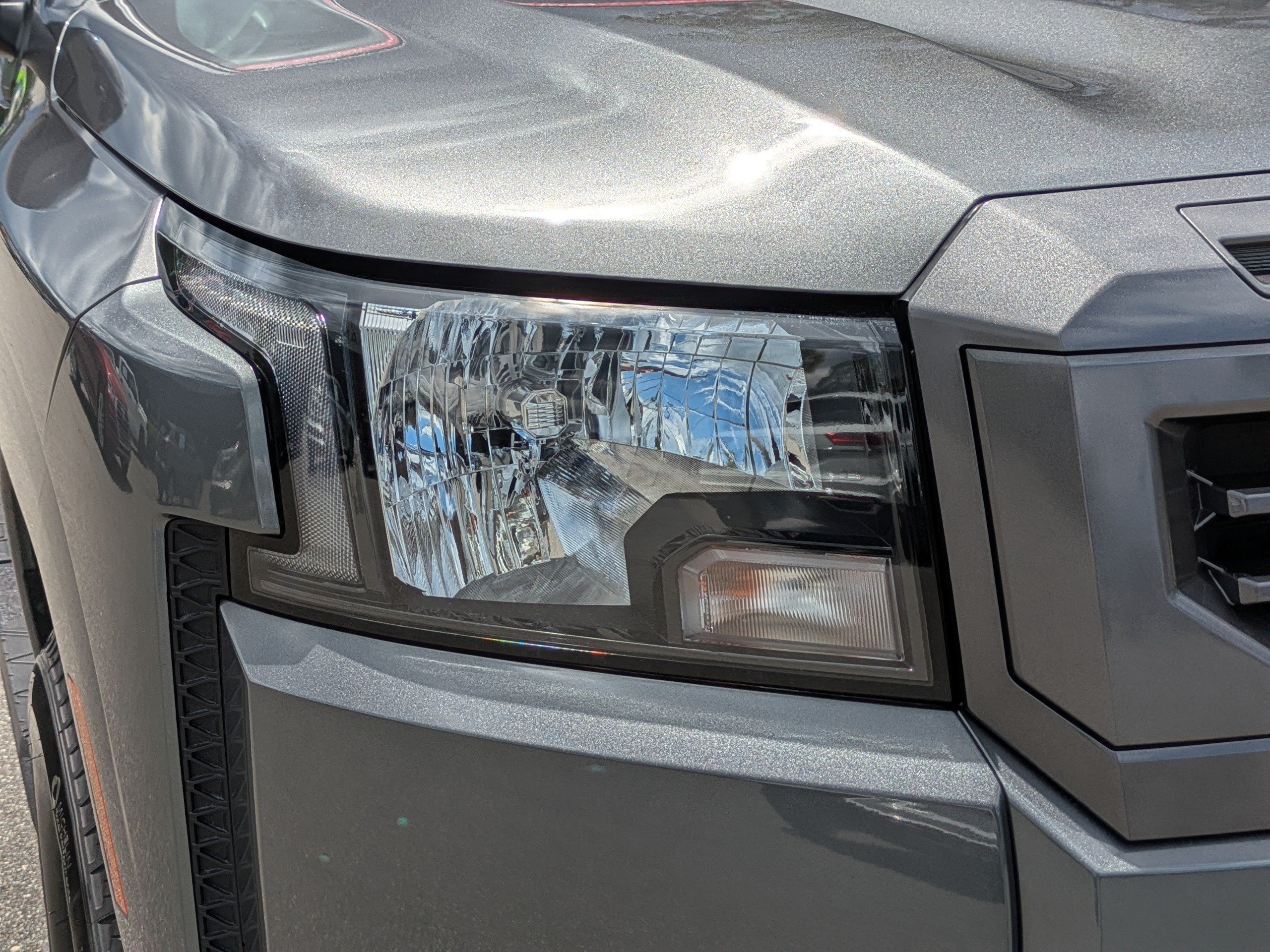 Certified 2025 Nissan Frontier SV AWD/4WD image 10