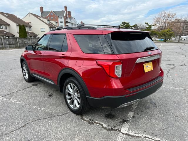Used 2023 Ford Explorer XLT w/ Equipment Group 202A image 7