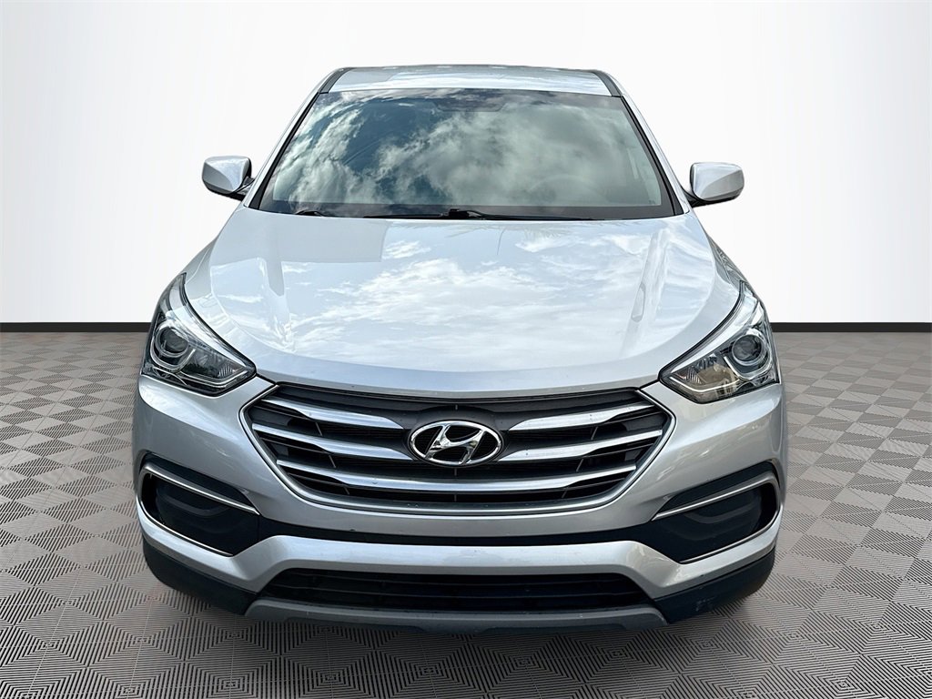 Used 2018 Hyundai Santa Fe Sport image 2