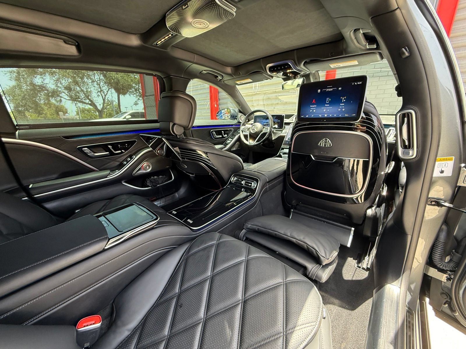 Used 2024 Mercedes-Benz Maybach S 580 4MATIC image 42
