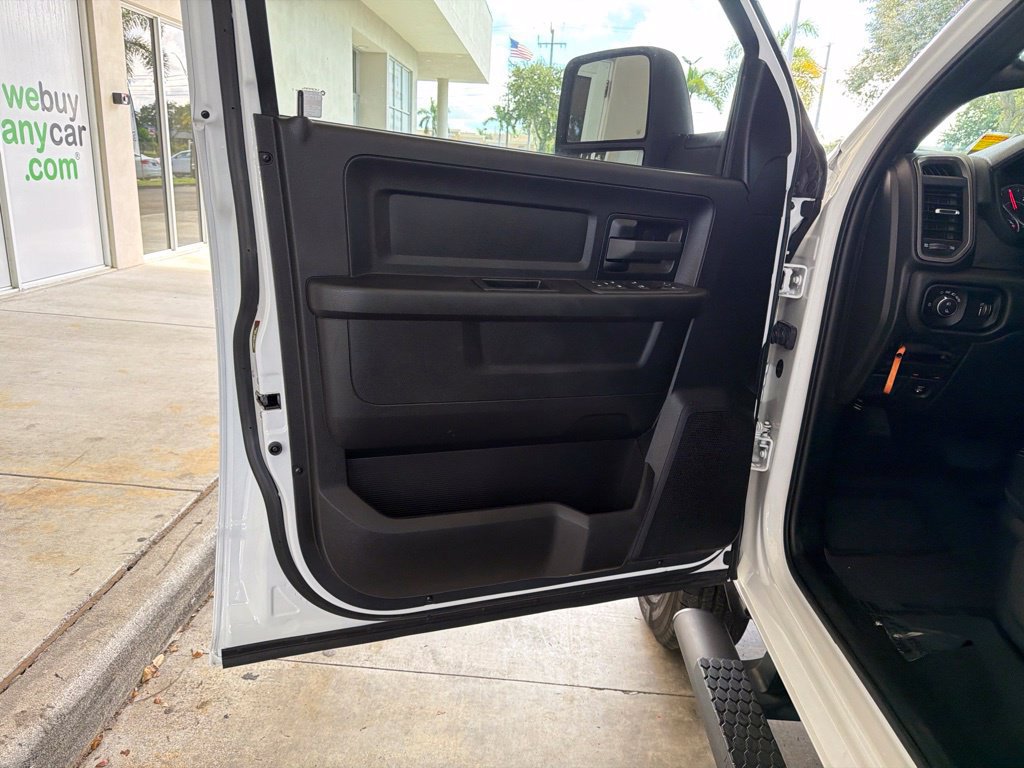 Used 2025 RAM 3500 Tradesman AWD/4WD image 42