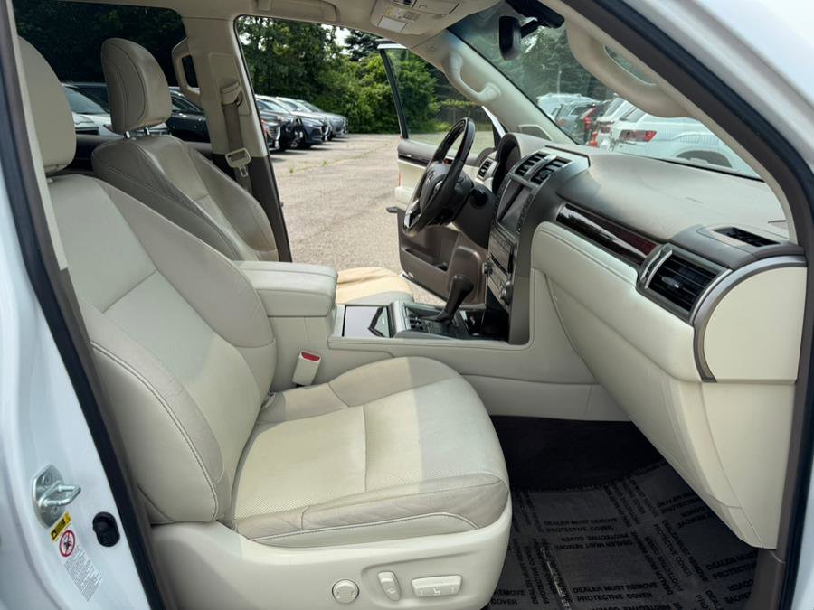 Used 2017 Lexus GX 460 Premium image 25