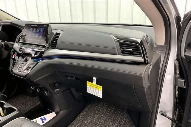 Certified 2026 Honda Odyssey Touring image 18