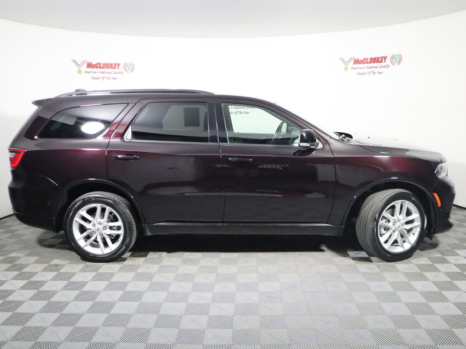 Used 2025 Dodge Durango GT image 3