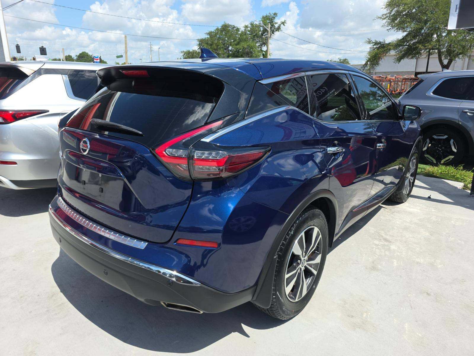 Used 2020 Nissan Murano S w/ Technology Package FWD image 3
