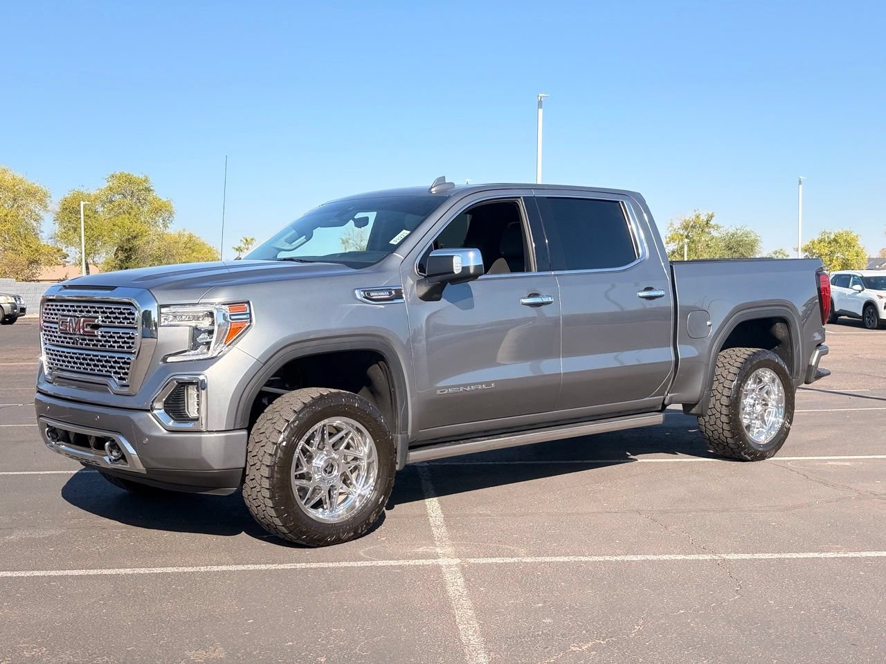 Used 2021 GMC Sierra 1500 Denali w/ Denali Ultimate Package AWD/4WD image 2