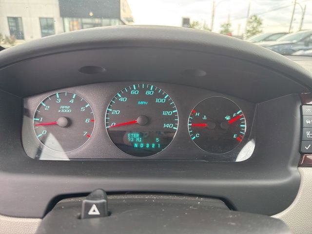 Used 2010 Chevrolet Impala LT w/ Luxury Edition Package FWD image 12