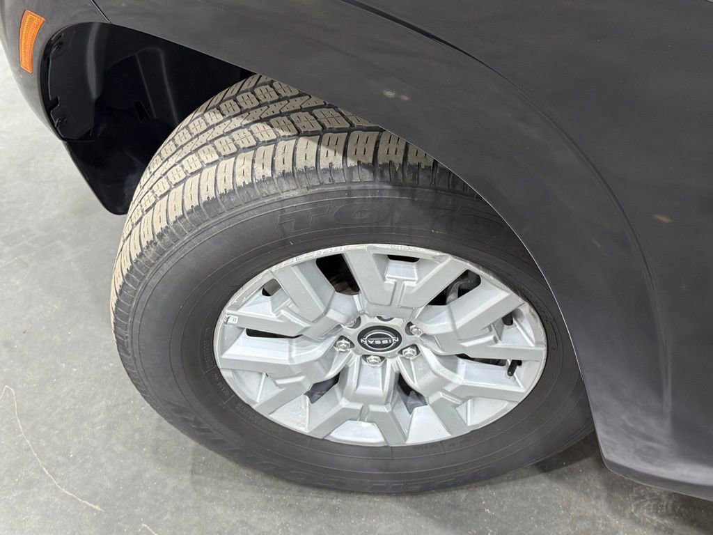 Used 2023 Nissan Frontier SV image 76