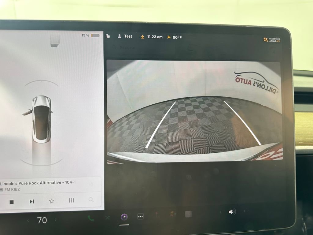 Used 2022 Tesla Model 3 Long Range AWD/4WD image 32